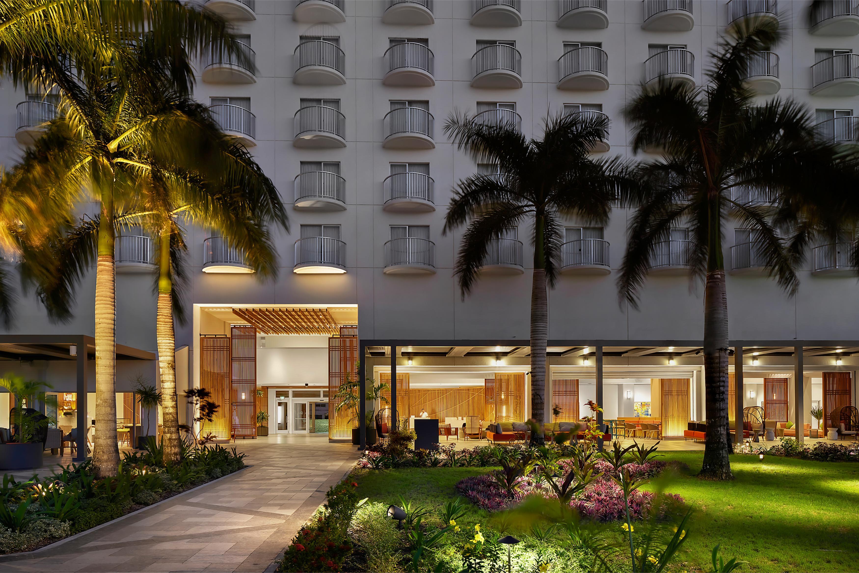 塞班皇冠假日度假酒店