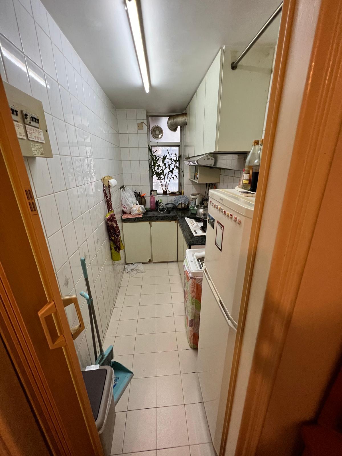 長形廚房實用。(代理提供)