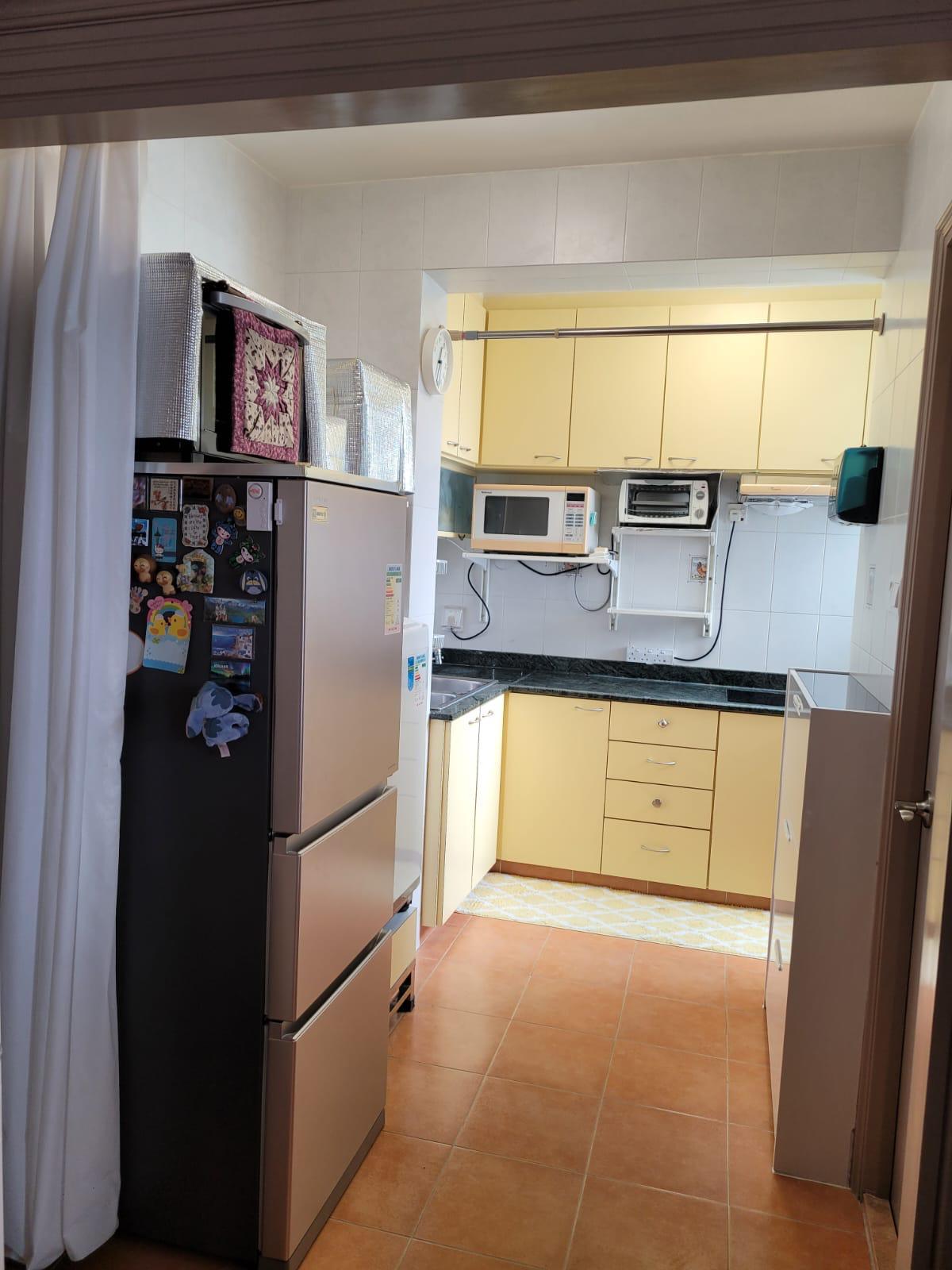 半開放式廚房配套新淨企理,十分實用。(代理提供)