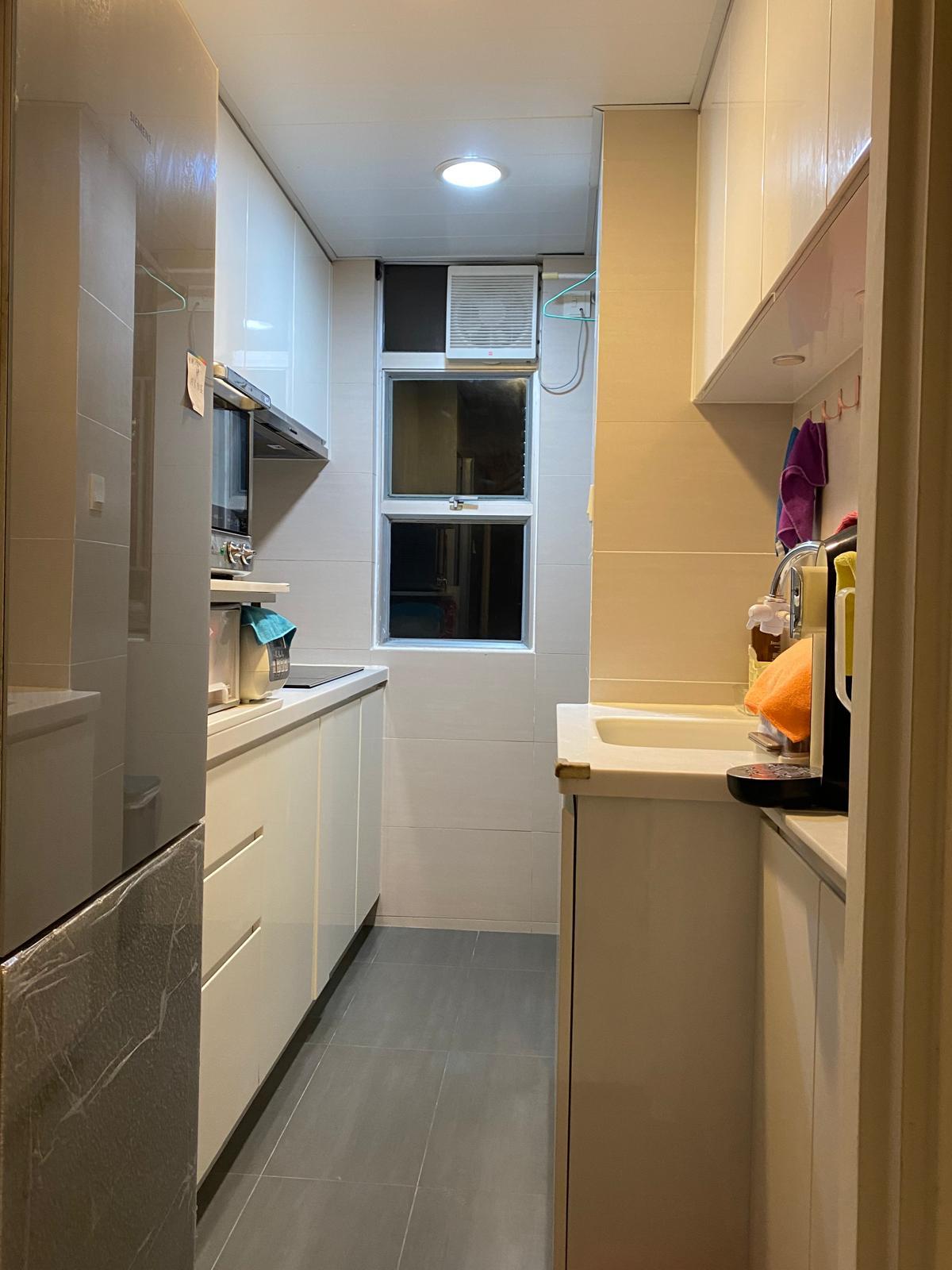 廚房空間夠闊落,配套亦新。(代理提供)