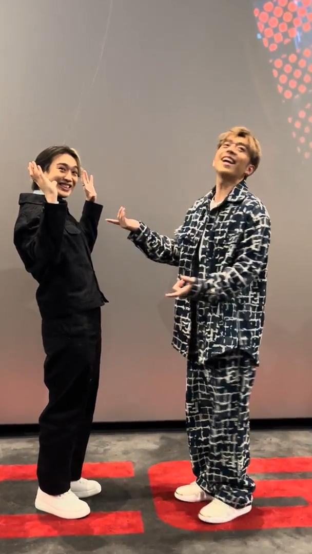 Jer與Edan孖寶扮解鎖。