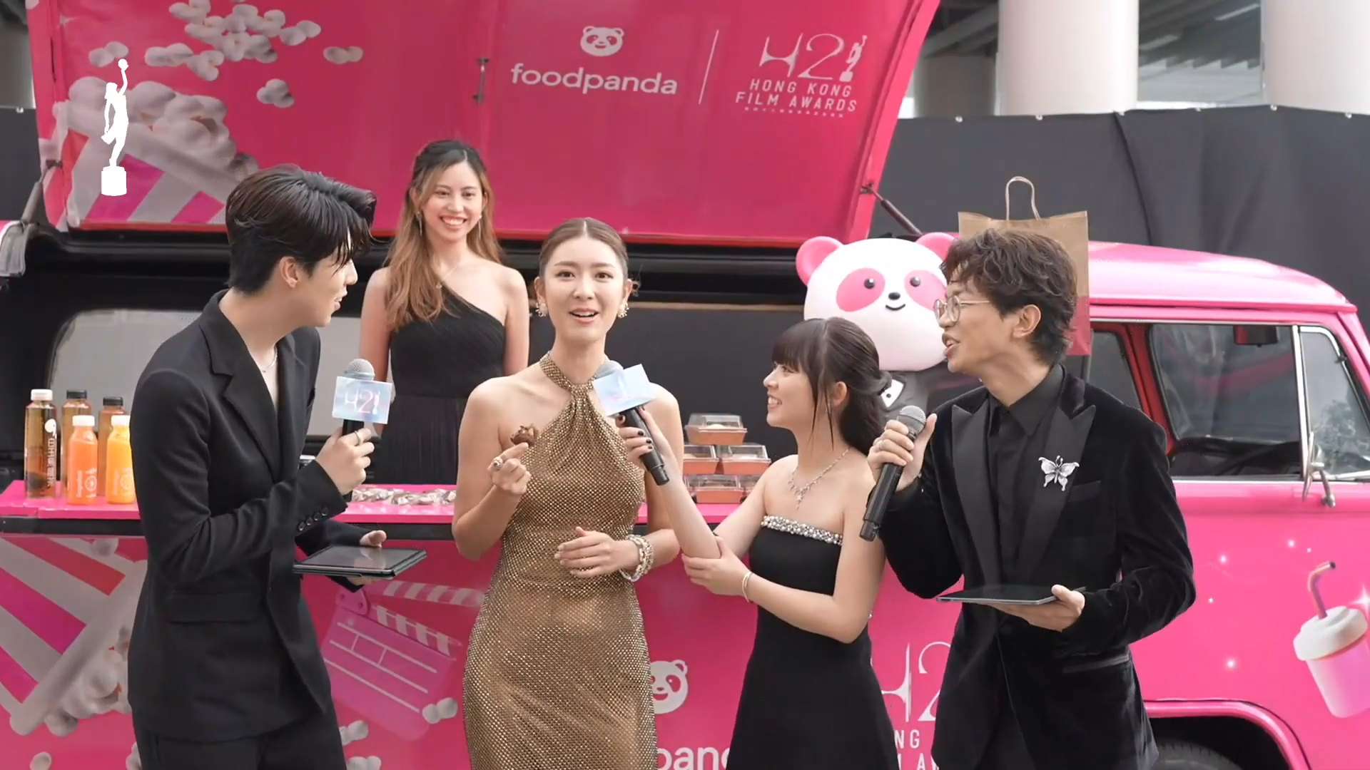 金像獎2024|小薯茄三人主持表現不算太緊張。