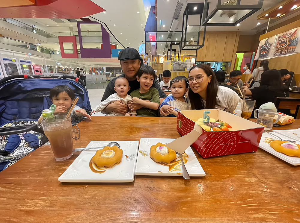 區燕雯昨日稱屋企已經斷電,同晚Steven在其IG貼出QR code呼籲大家幫手。