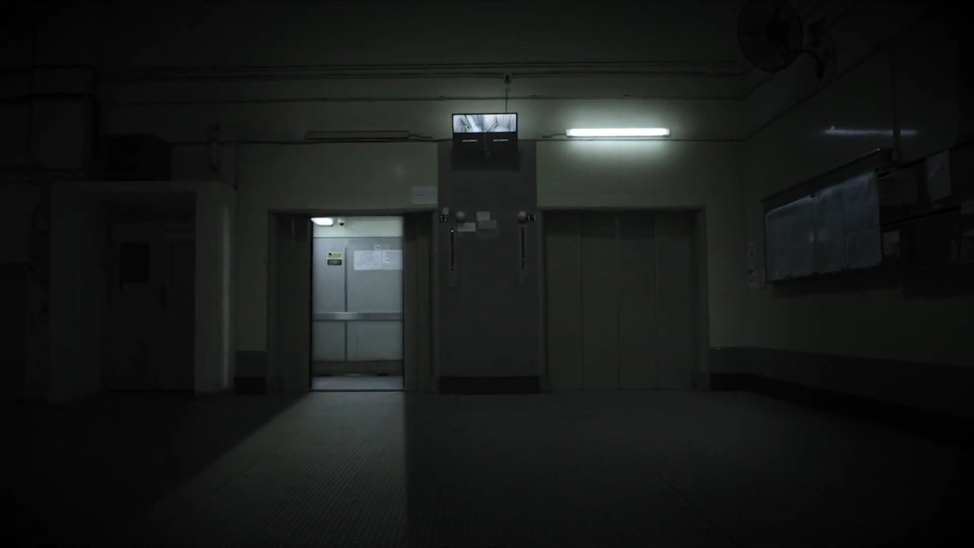 無綫另外播出一條電梯恐怖影片。