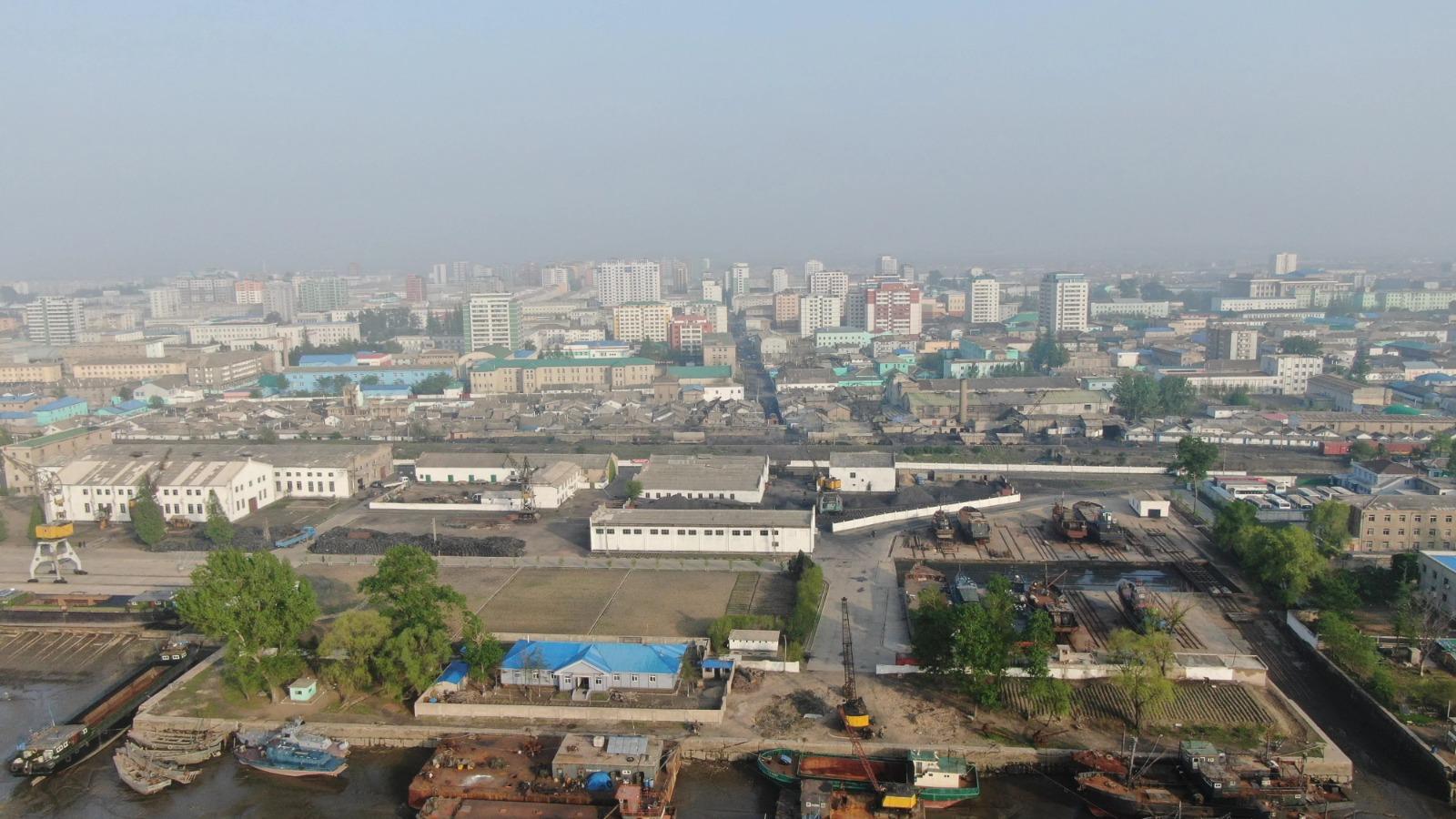 中國網友派航拍機飛越鴨綠江 紀錄北韓真實樣貌