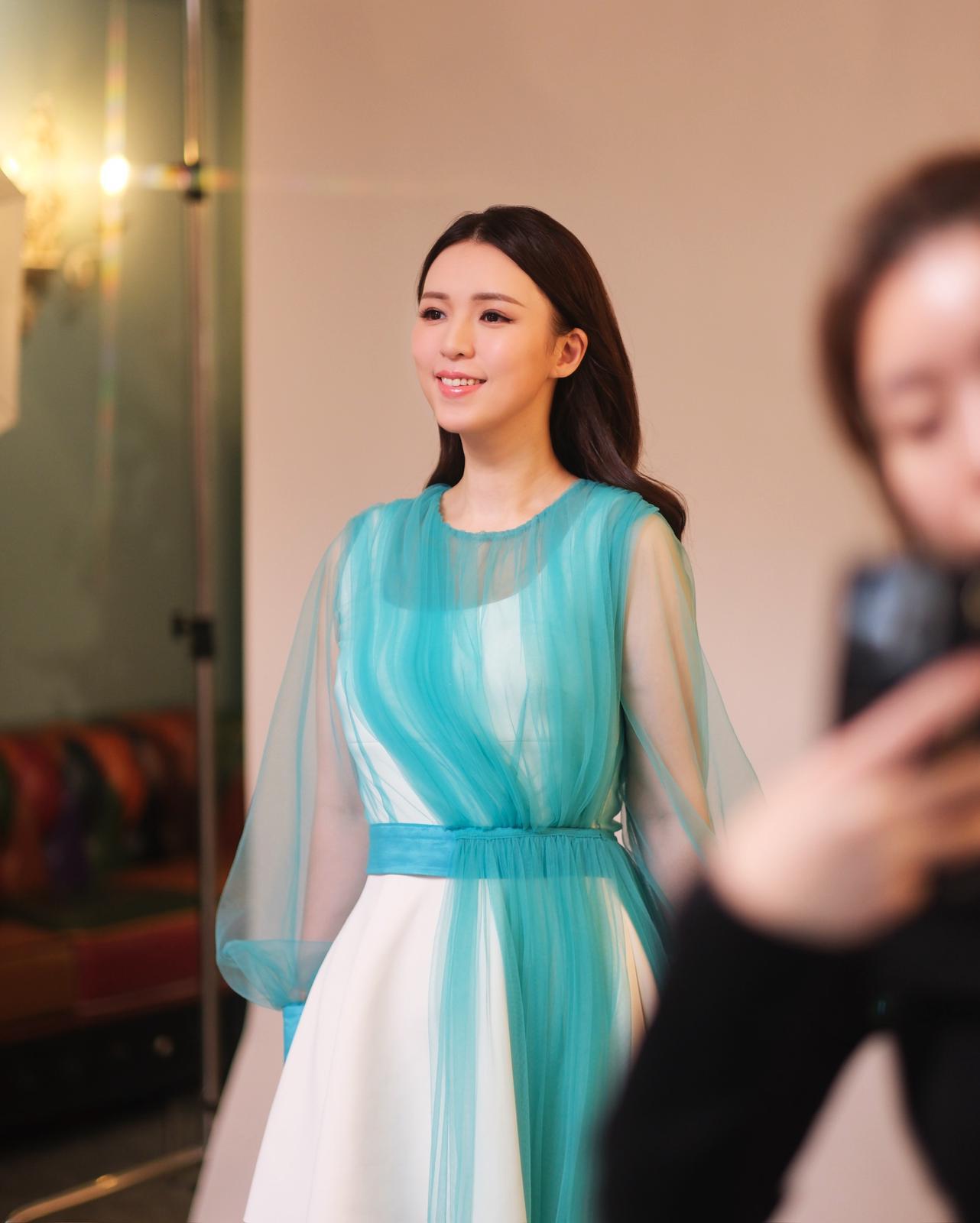 孫慧雪稱拍攝的時候,正值是生完BB甩得最勁的時間。