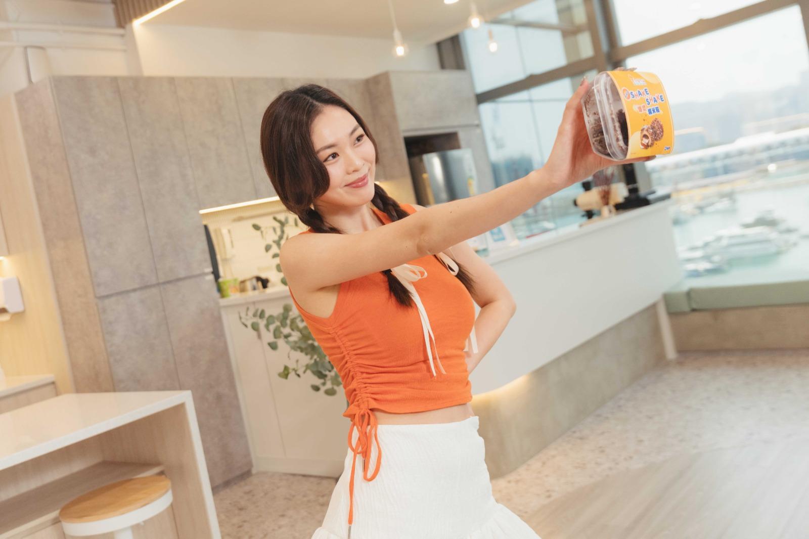 「Double女神」冼迪琦及卡姐大曬甜美笑容x啦啦小野貓舞功 Shake住試食兩款包點先生首度聯乘阿華田期間限定產品