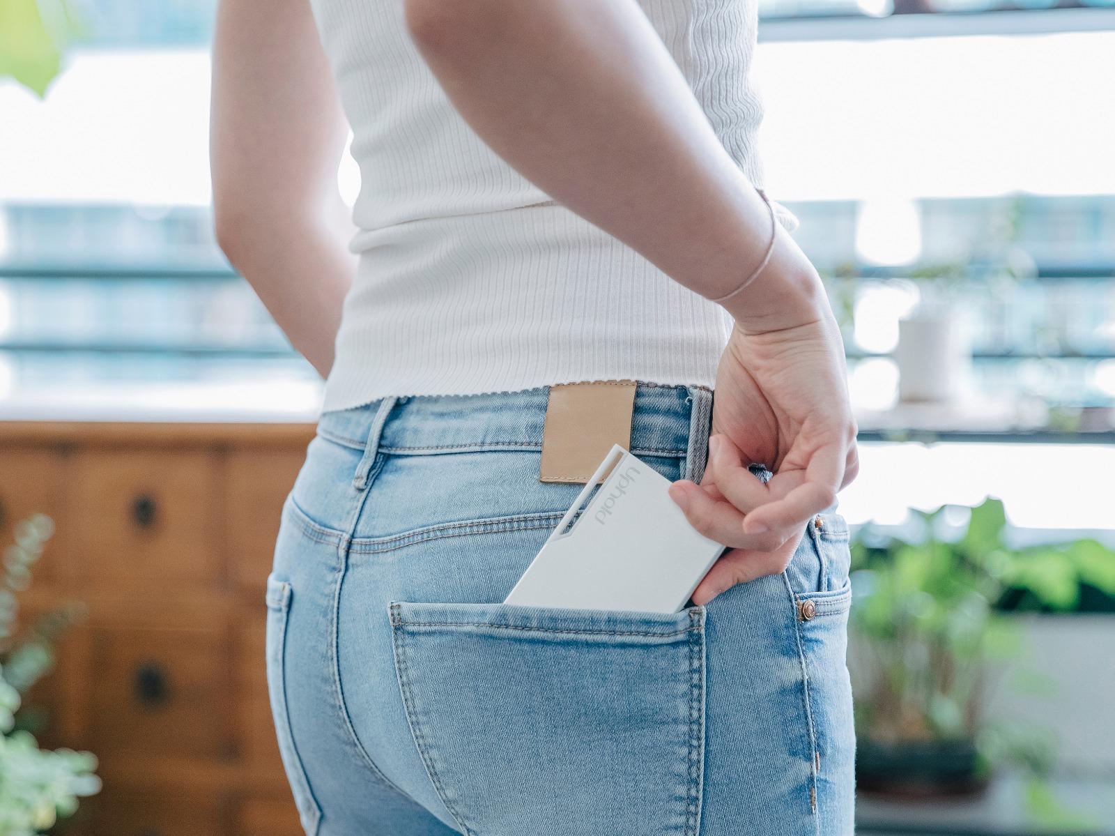 「隨行餐具」大小如卡片盒(受訪者提供)