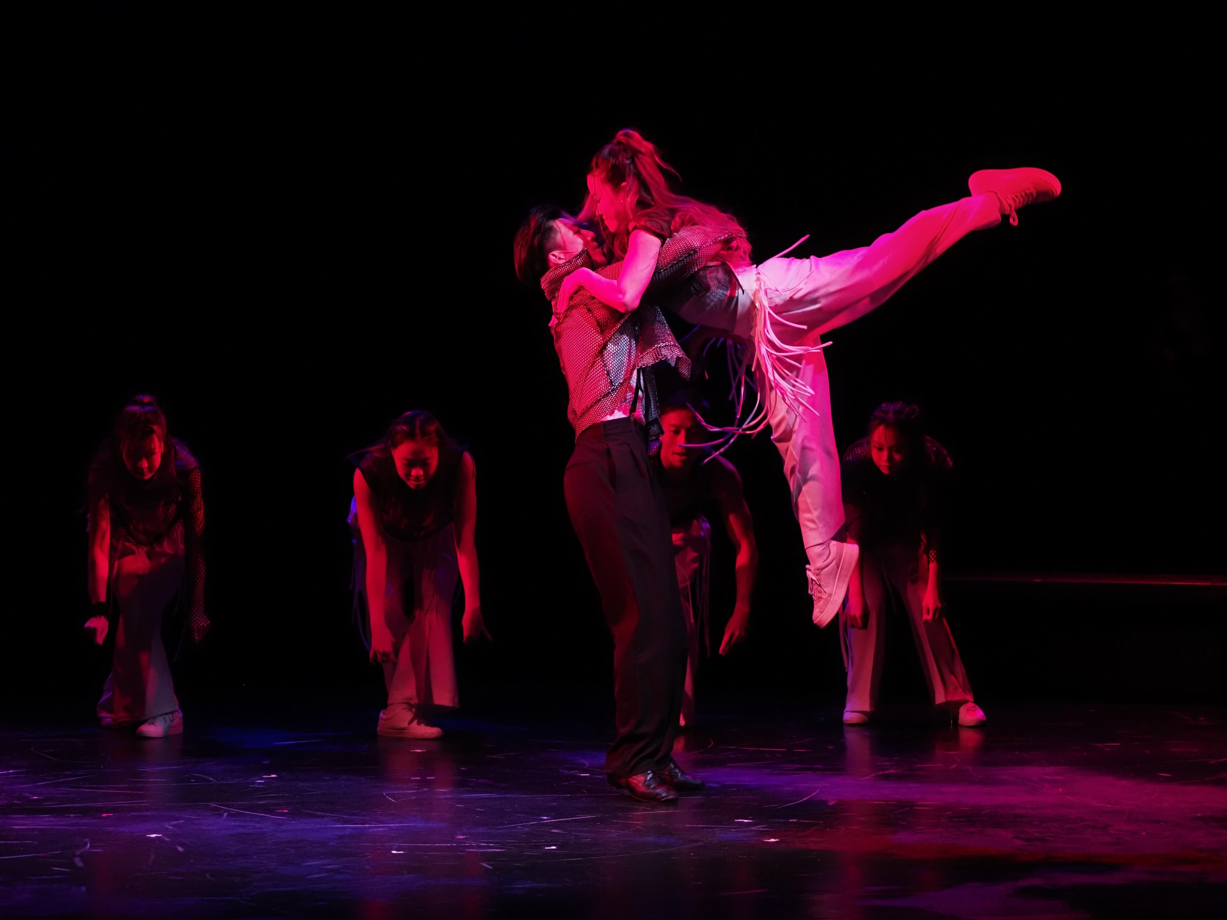 Lyman 香胤宅首個個人舞蹈劇場《Unspoken》。