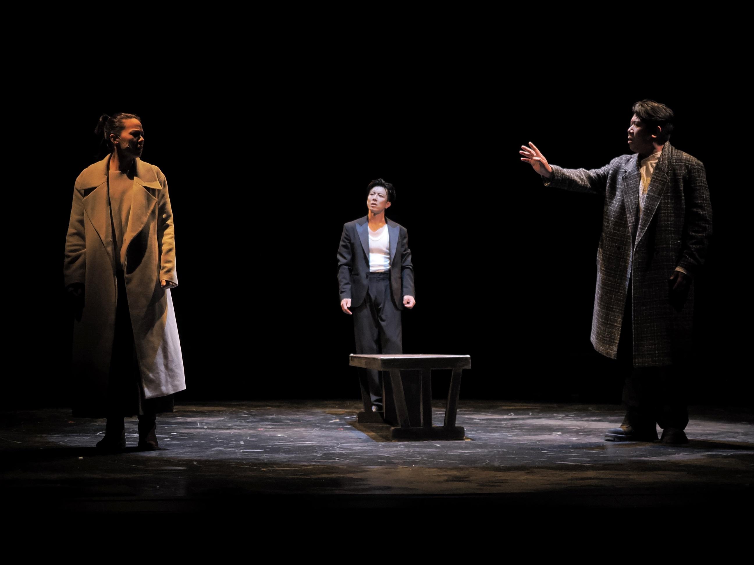 Lyman 香胤宅首個個人舞蹈劇場《Unspoken》。