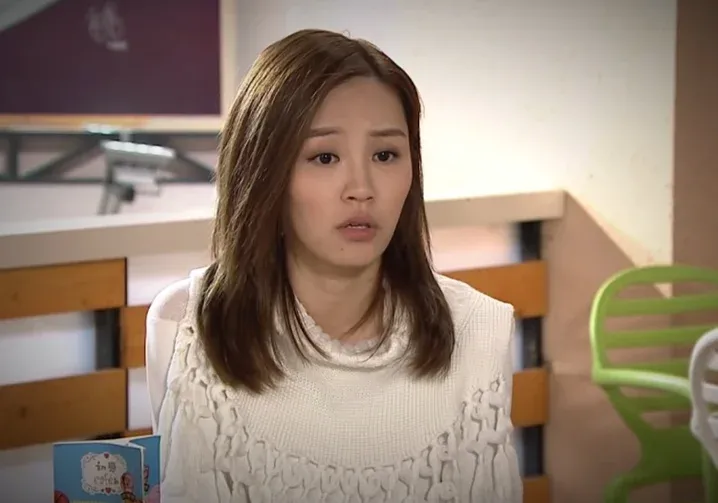 蘇韻姿憑TVB處境劇《愛·回家之開心速遞》「紅衫魚」熊心如一角成功入屋