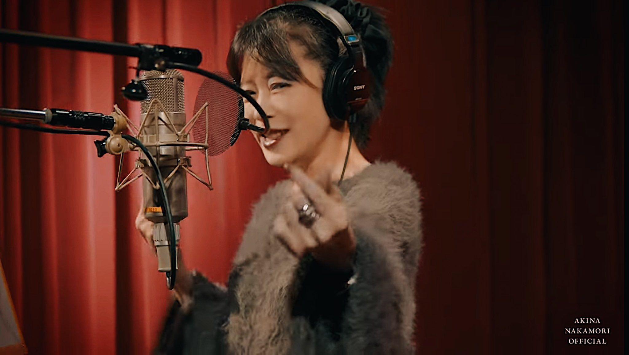 中森明菜為紀念入行42周年,今日公開翻唱自己名曲《TATOO》的全新片段。