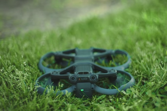 反烏龜模式可令機體反轉觸地也能自行翻轉。