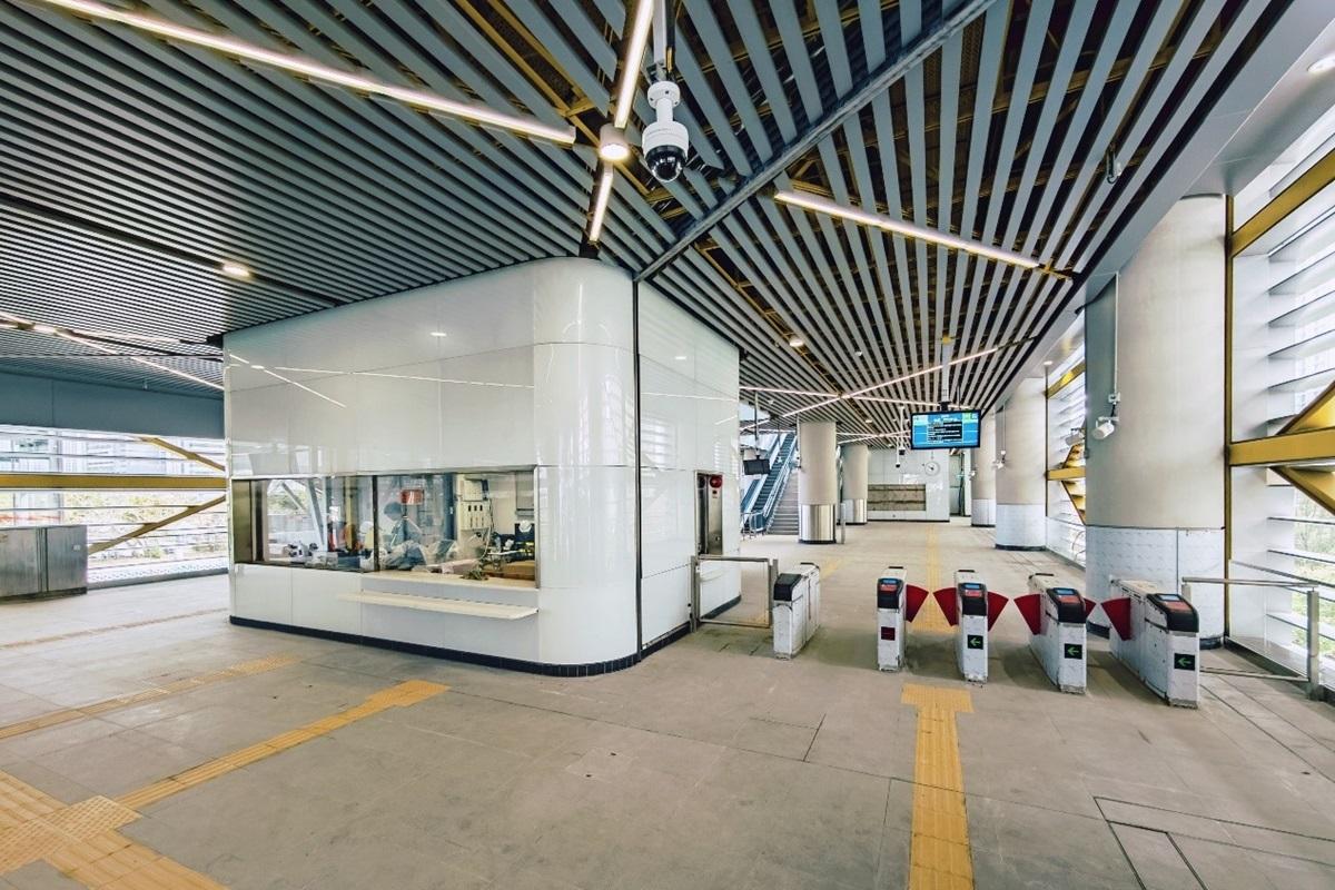 輕軌石排灣站車站大堂。(澳門公共建設局圖片)