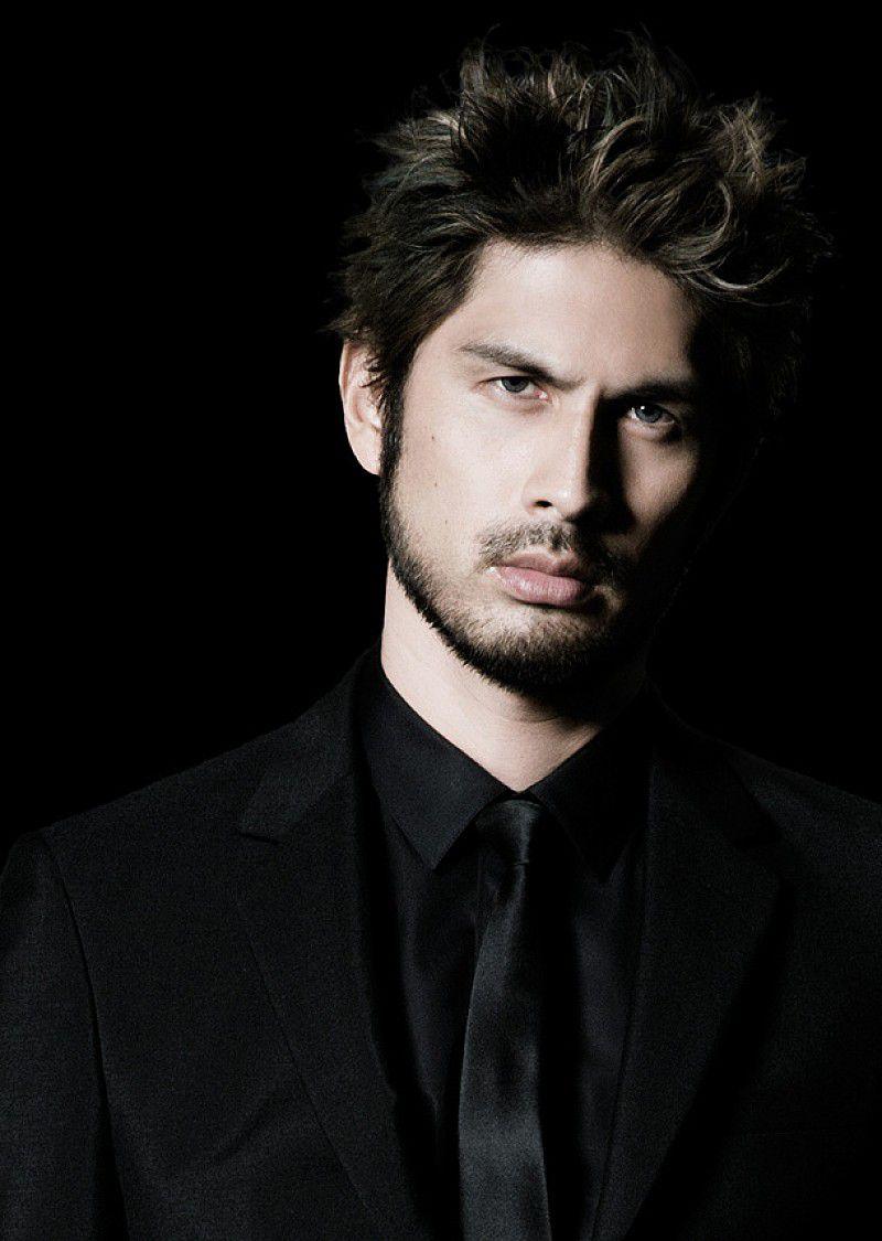 平井堅卻停工三年來沒有出碟及發布新歌。