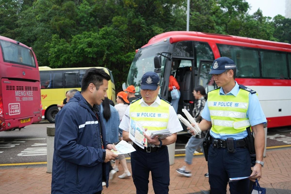 旅監局與警務處展開聯合行動。(旅監局圖片)