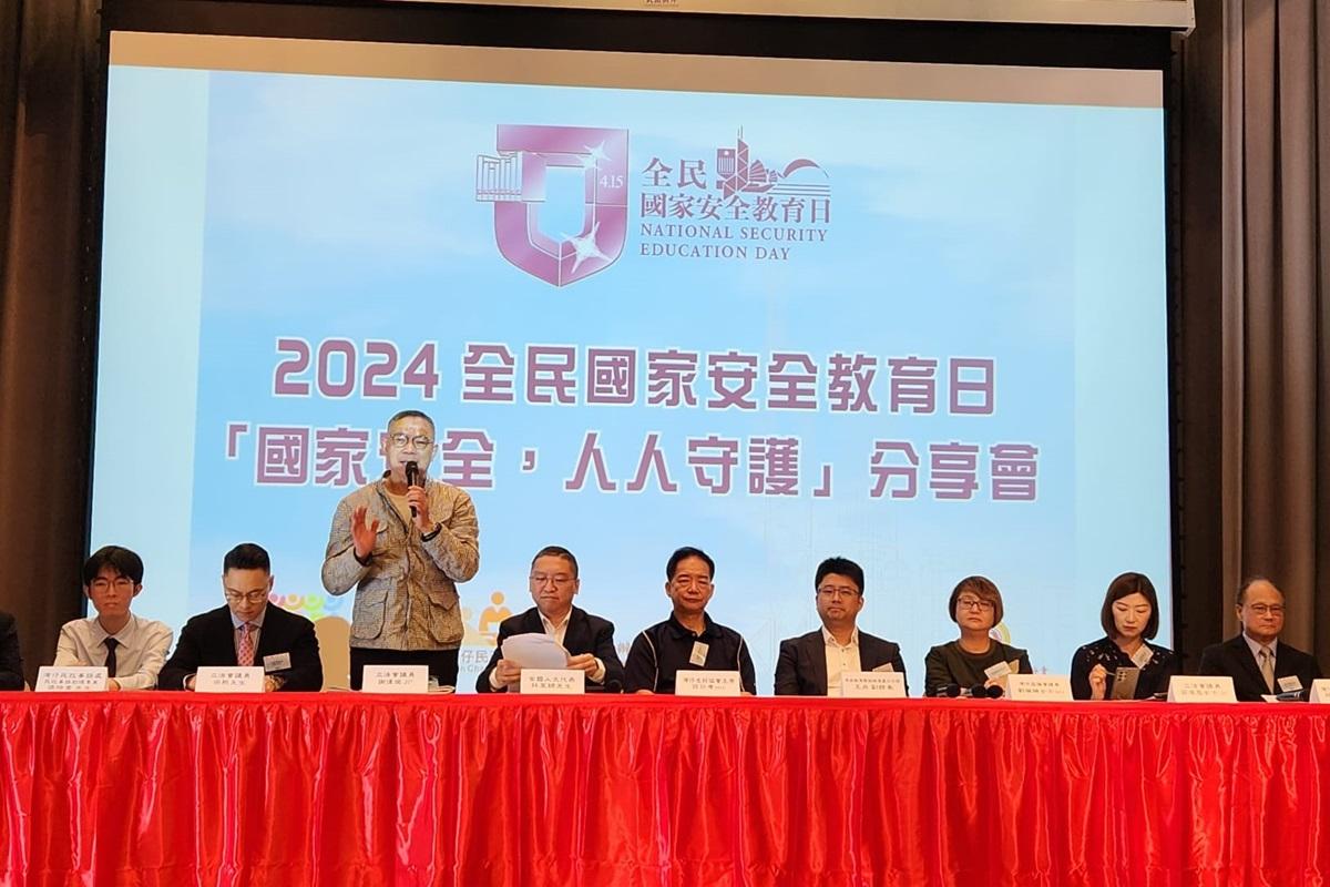 謝偉俊重開facebook專頁後分享出席國安教育日的活動相片。(謝偉俊FB)