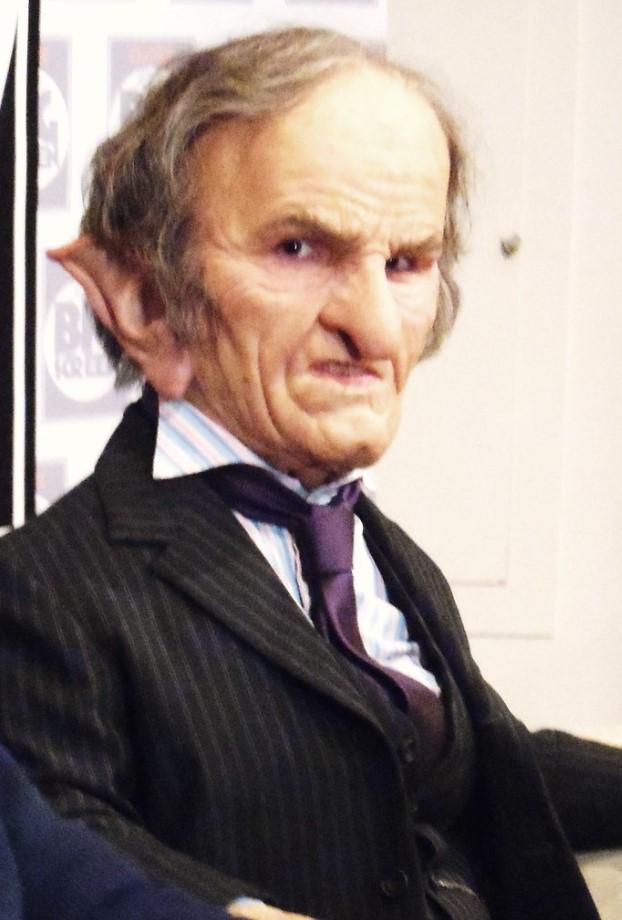 侏儒女星Samantha Davis在《哈利波特:死神的聖物Ⅱ》中的扮相。