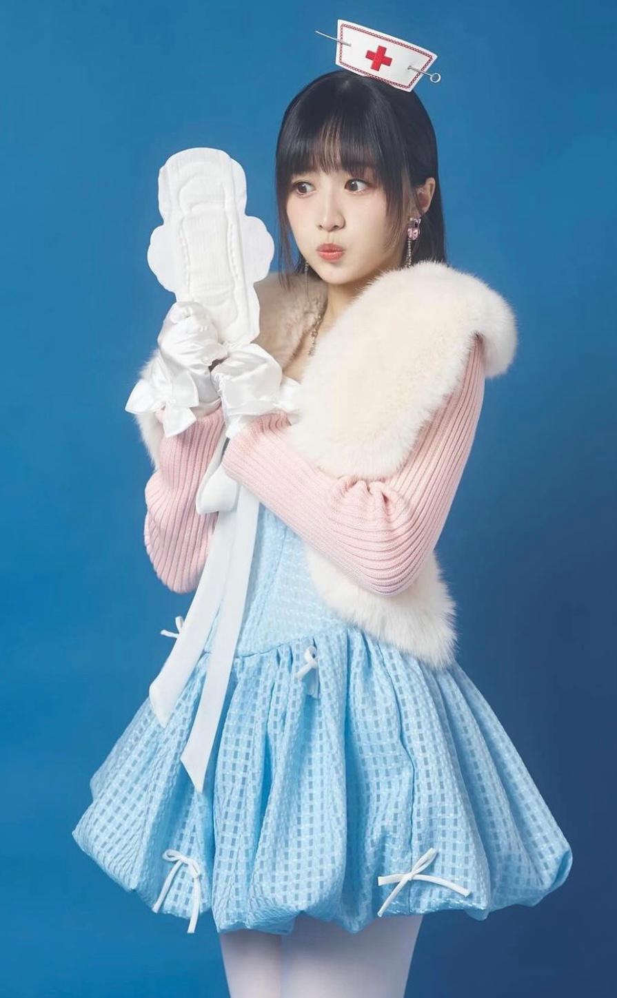 《經痛不及我心痛》以月經來道出情傷的心痛。