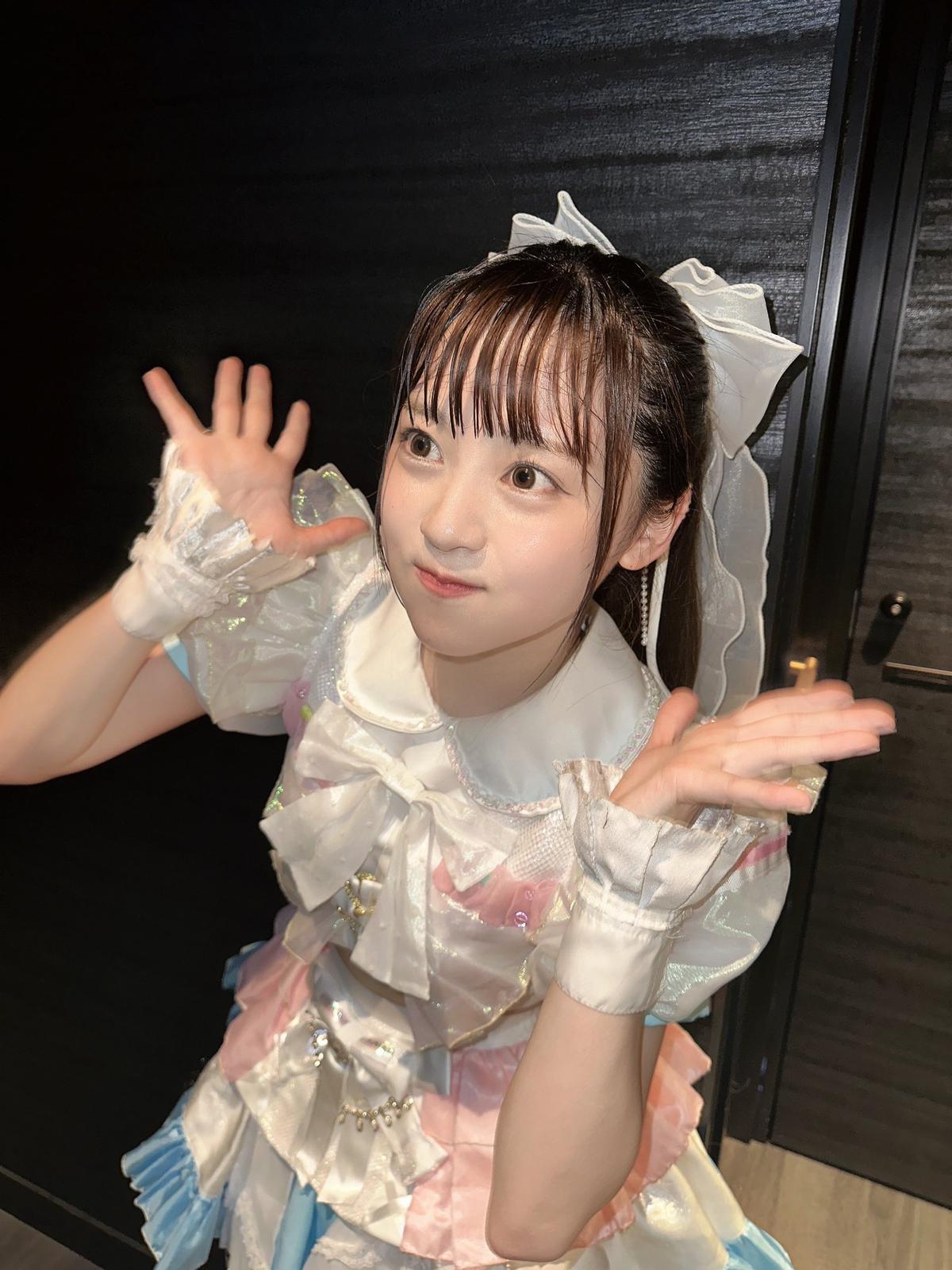 網上流出的照片,中川心樣子甜美可愛。