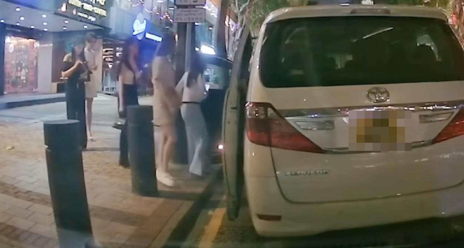 車Cam直擊|7人車司機1車載13女 網民:係咪歡樂滿東華?(網片截圖)