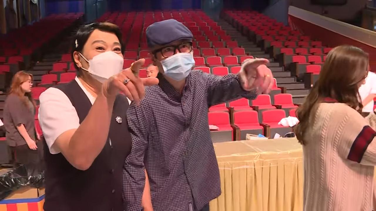 老翻何伯何太直踩《逆天奇案2》大結局現場。