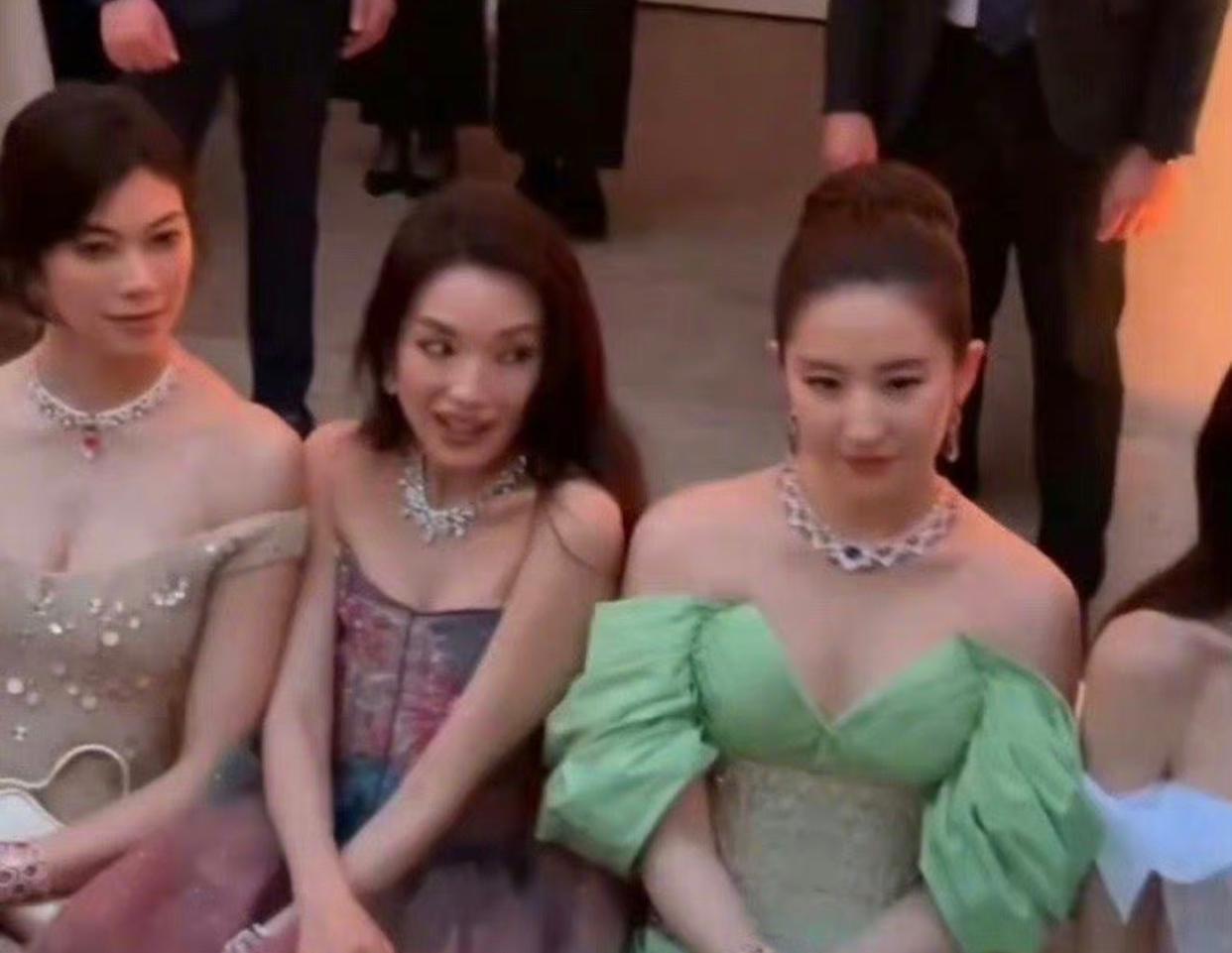 網民炮轟森星是心機女,同時大讚舒淇表現大方。