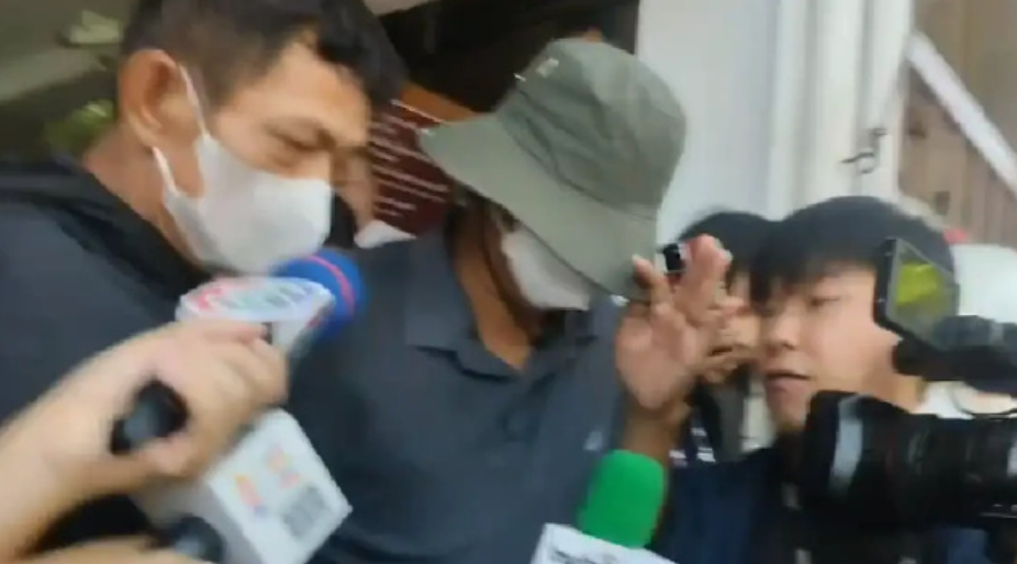 據悉,泰國警方已鎖定11名涉案人員,包括兩名現任泰國警察,團夥亦有前任泰國警察及中國公民,其中7人已被捕,3人在逃,另1人身份待確認。