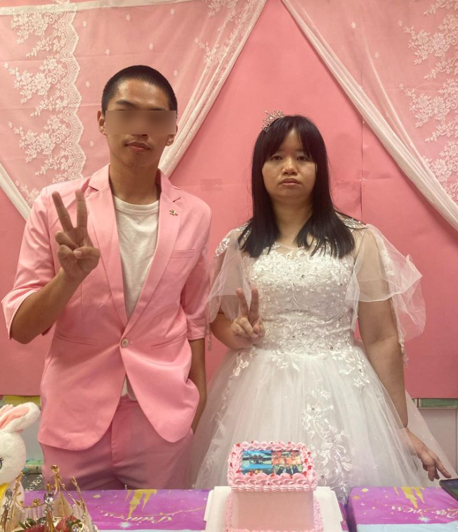 原來是薛影儀「老公」。