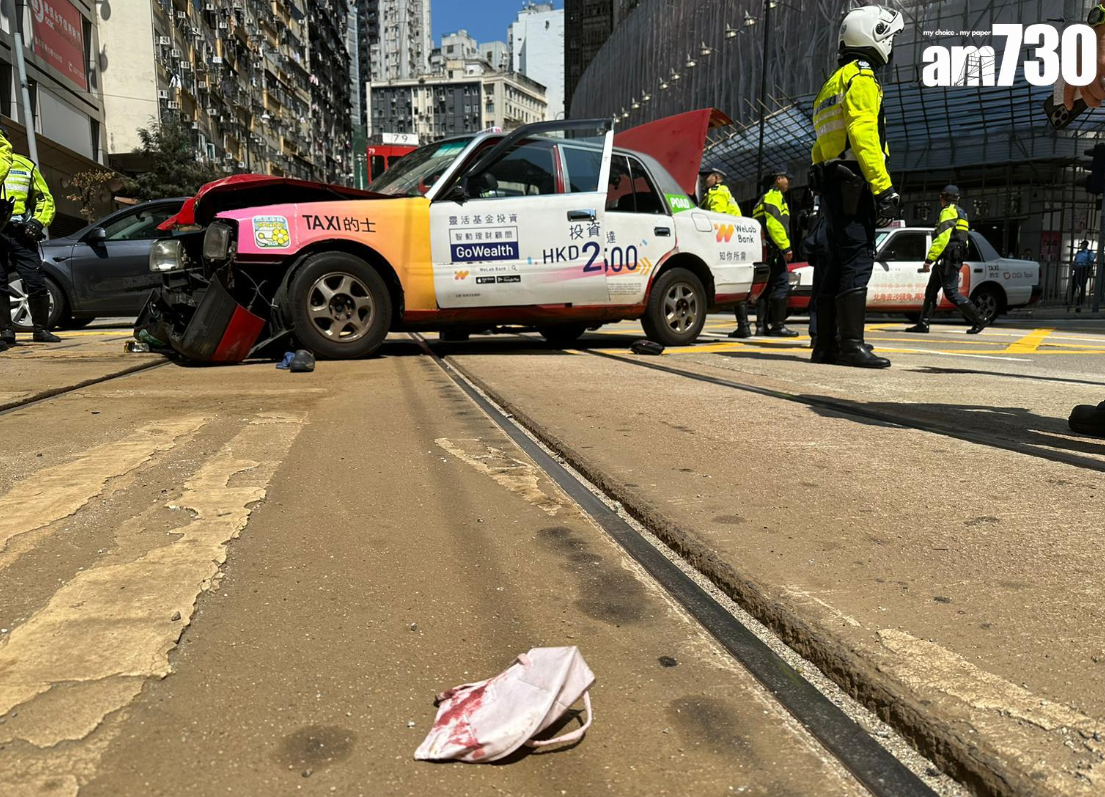 2023年一輛的士在北角炮台山道落斜時,直衝向英皇道撞倒3名途人(資料圖片)