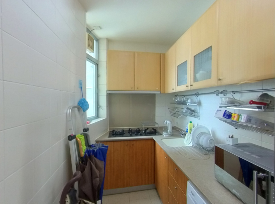 廚房配套齊全,算新淨。(代理提供)