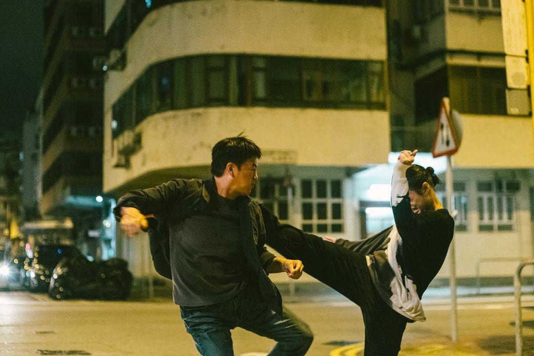 談善言拍《打天下2》一場街頭「大龍鳯」打鬥戲受傷。