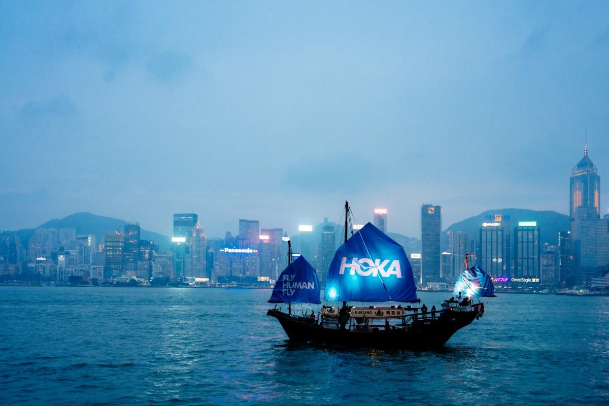 HOKA「鴨靈號」登陸維港