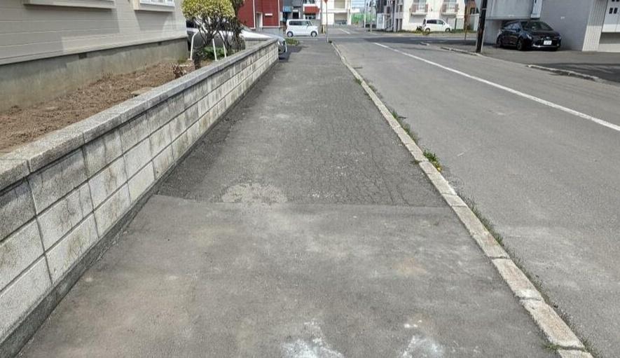 女事主回家途中,於札幌東區北23條東4丁目街頭,突然遭一名男子攔截。(事發地點。網上圖片)