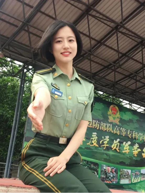 詎料網民卻關注上錢瑩敏的外表,加上宣導內容較生活化,不似一般官宣手法,讓錢瑩敏意外地爆紅。(微博)