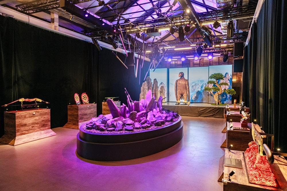 展覽陳列多款製作逼真的道具珍藏。