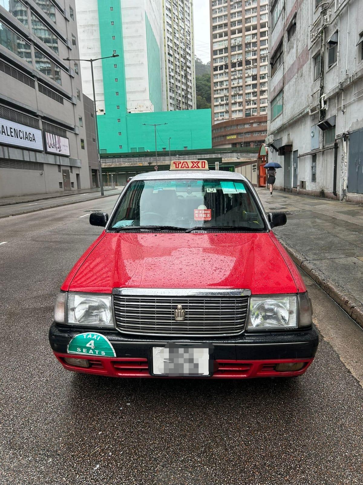 警方在五一假期間展開打擊交通違例行動。(警方提供)