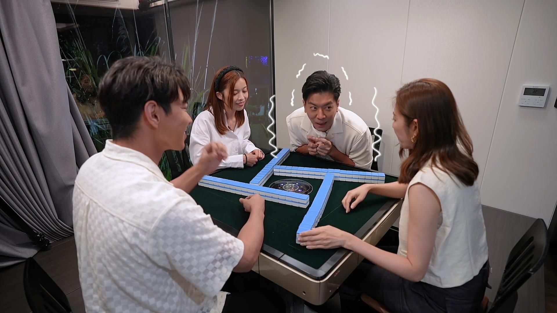 黎諾懿戰戰兢兢問番Yoyo「黑面」事件。