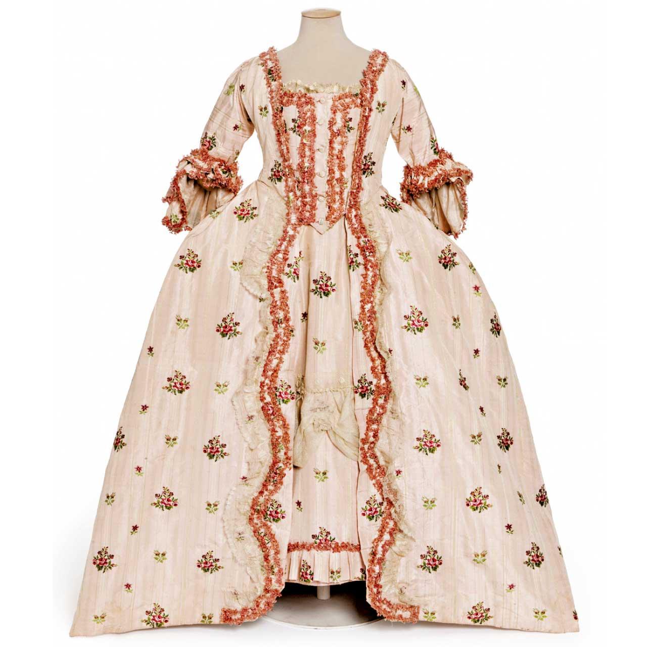 香港故宮法國百年時尚展覽