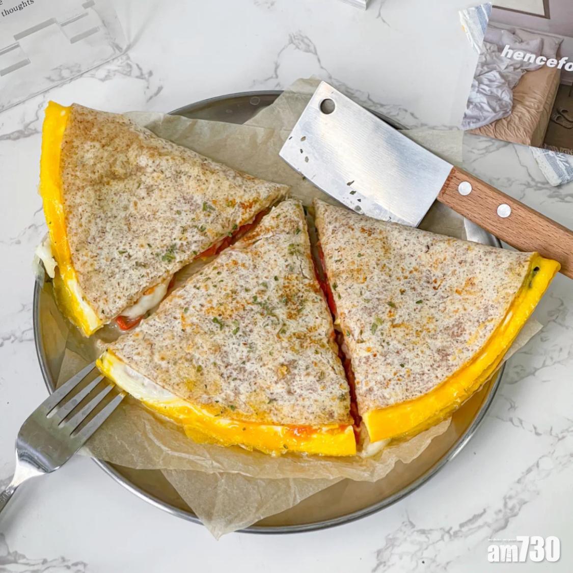 捲餅食譜|芝士牛油果全麥捲餅可分成3份。