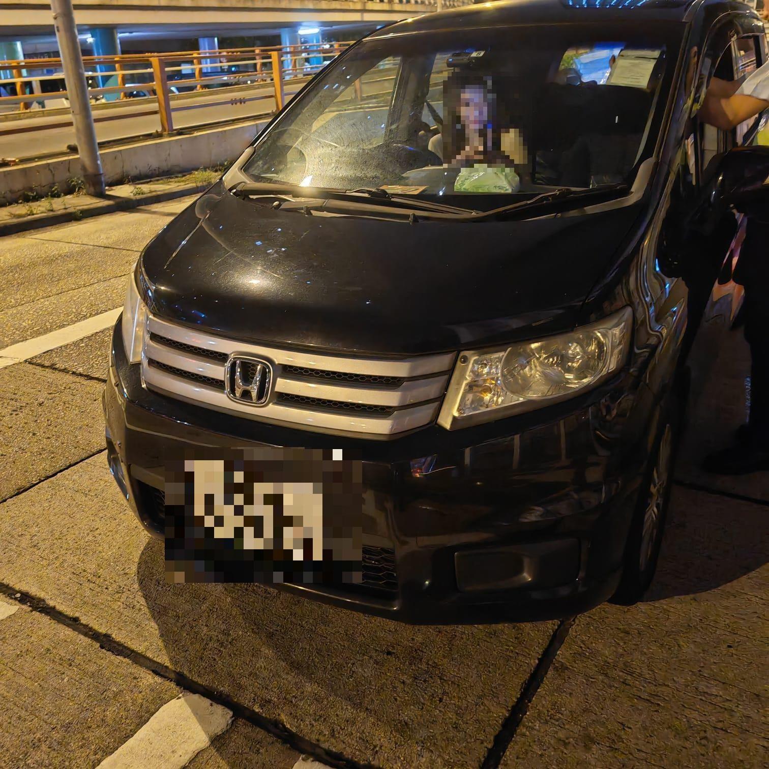 警方拘捕5名司機。