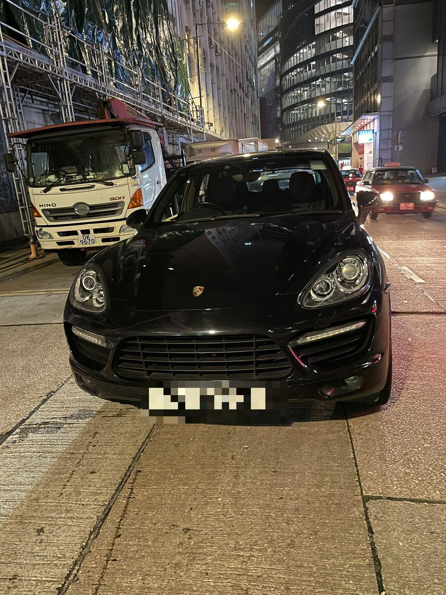 警方拘捕5名司機。