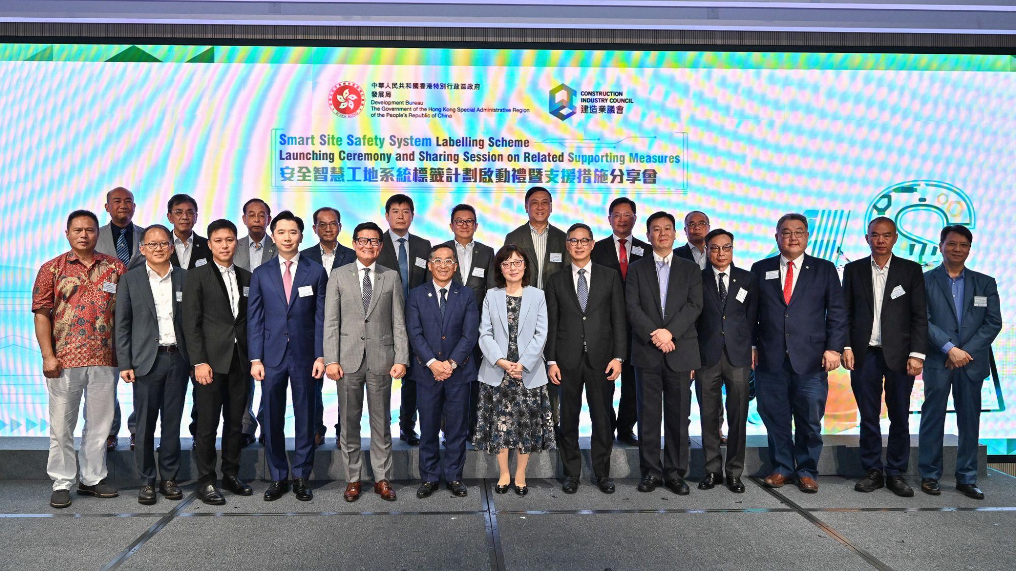 甯漢豪指政府推出3項新措施助提升工地安全。