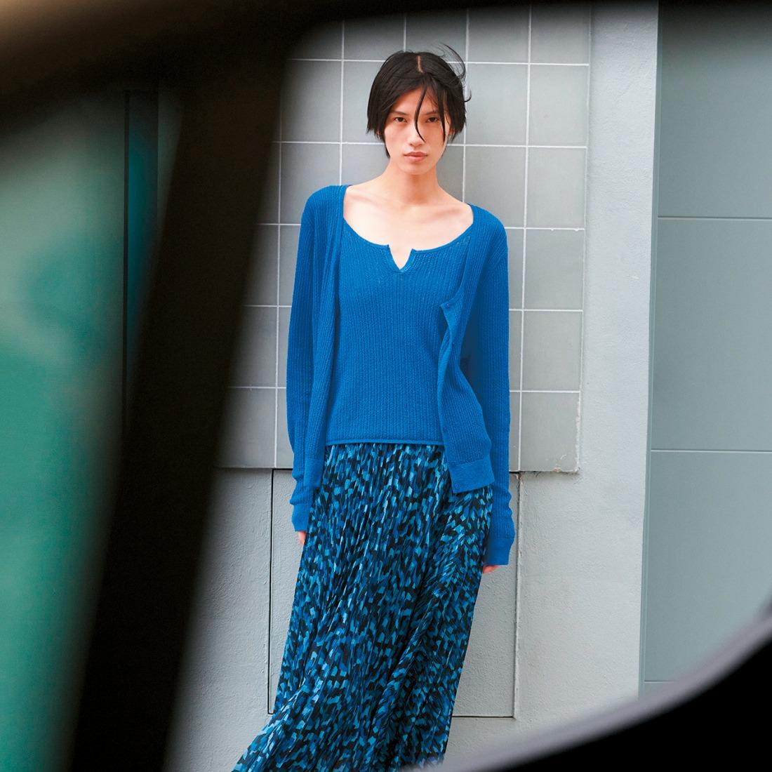 蕾絲短身針織衫 感謝價格$99 (原價$199)