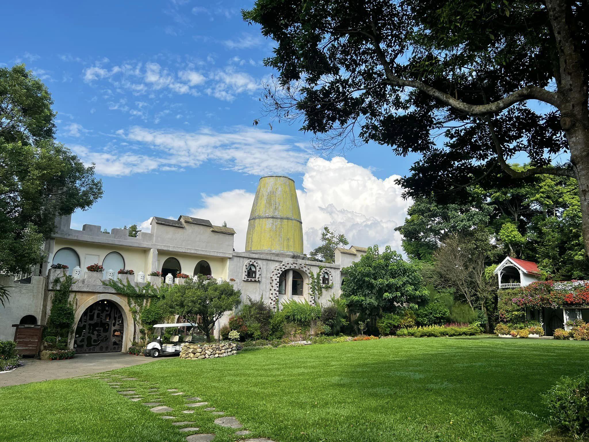 精油城堡民宿(照片來源:花露農場 FlowerHome facebook專頁)