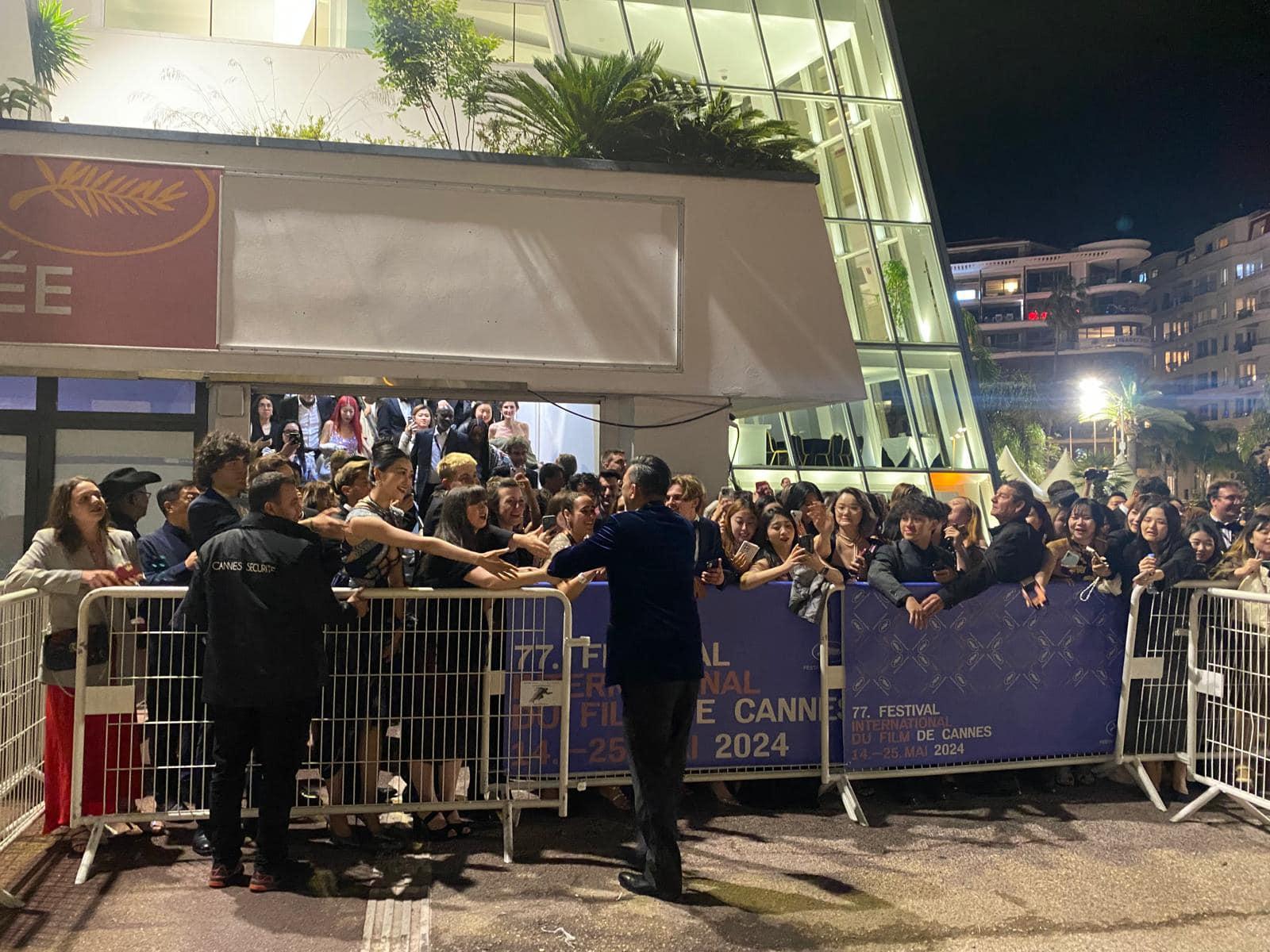 楊潤雄在社交專頁表示,恭賀「九龍城寨之圍城」在康城受到歡迎