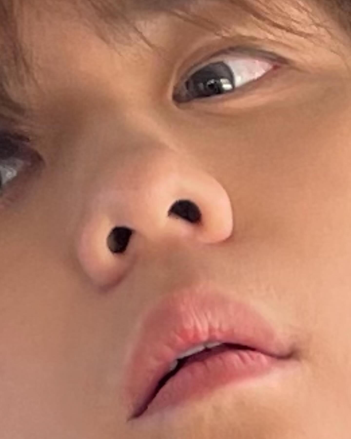 姜濤貼出在澳洲時的黑圖。