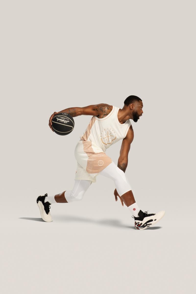 熱火名宿韋迪的籃球鞋WAY OF WADE 11全面升級