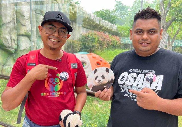 (左起)Akmal和Saifullah。(微博)