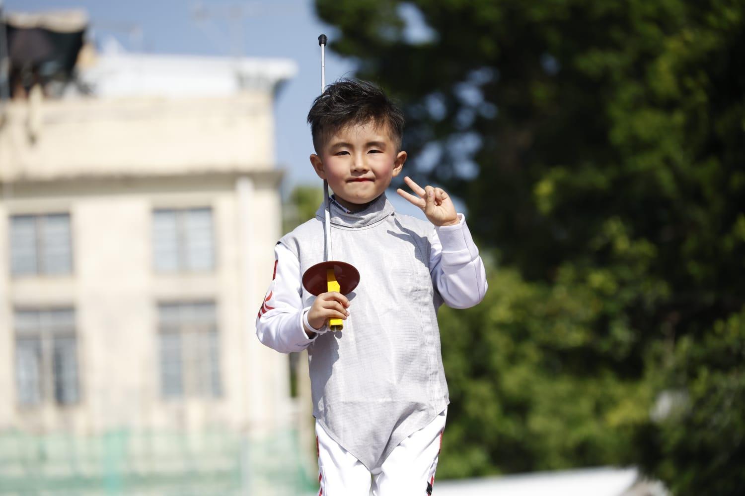 飄色會景巡遊。(林俊源攝)